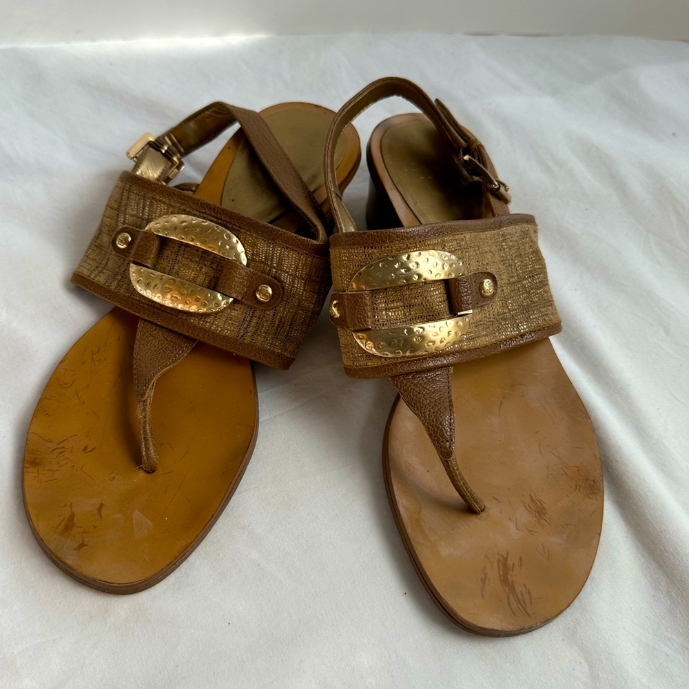 Joan & David Gold Sandals Size 6.5